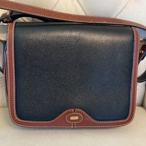 Bally vintage flap cross body pumices GENUINE pebble leather lots of space retro